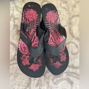 **CLEARANCE ** ROCK & CANDY WEDGE SANDALS